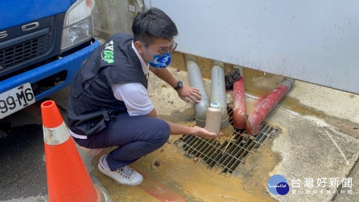 南崁溪上游茄苳溪黃泥水,環保局速逮元凶
