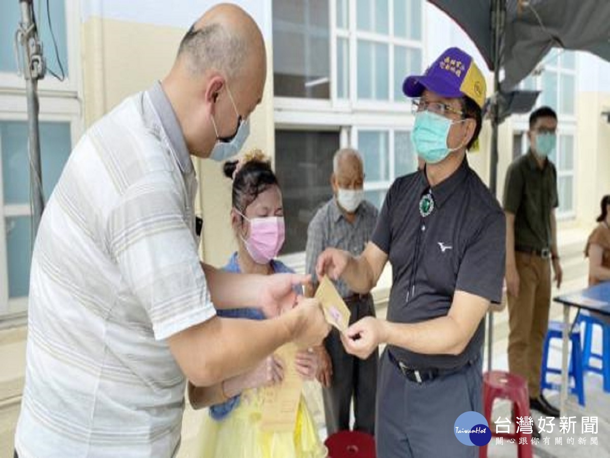 大自然健行會集資助視障者 展現大愛度疫情難關