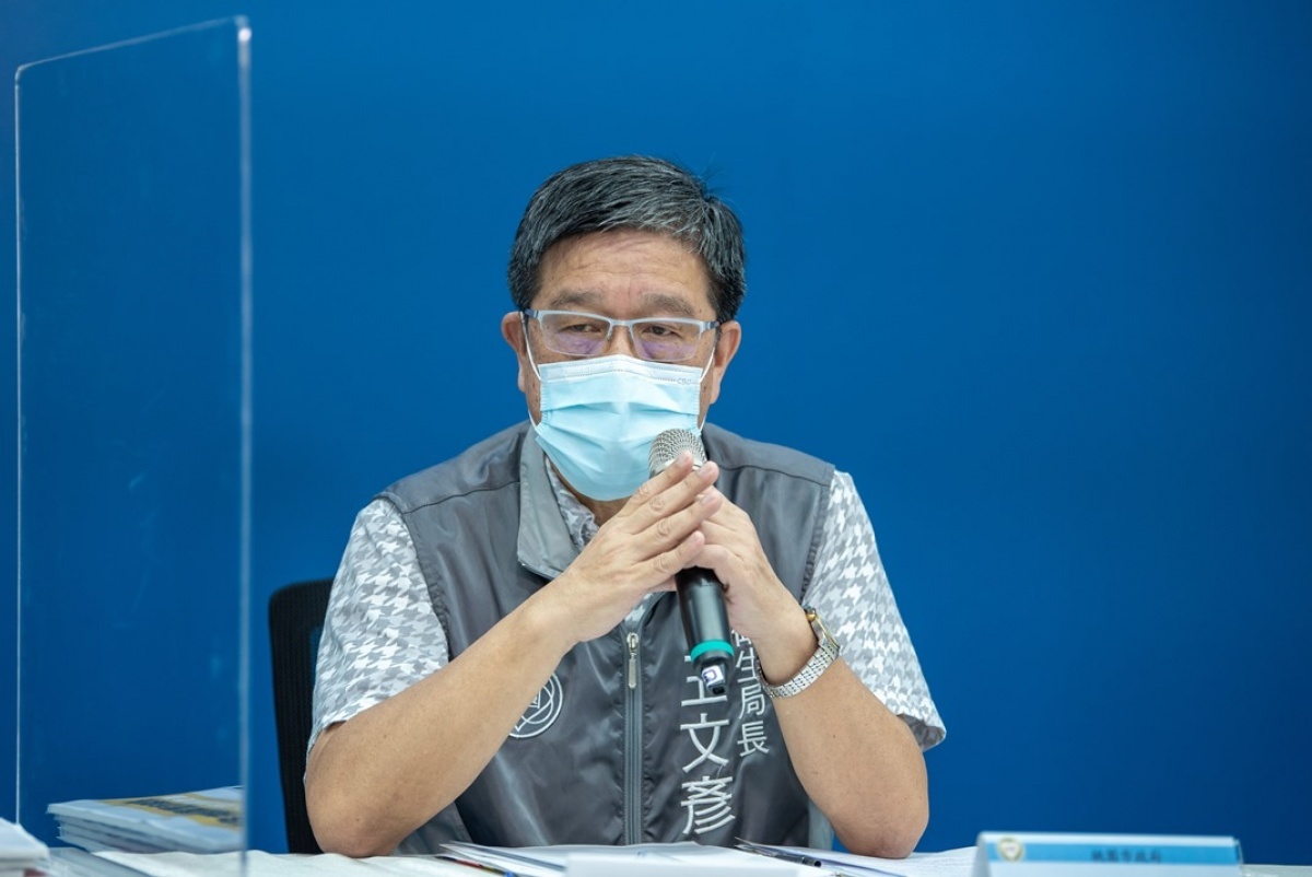 衛生局長王文彥呼籲市民仍要遵守防疫規範，配合疫調措施