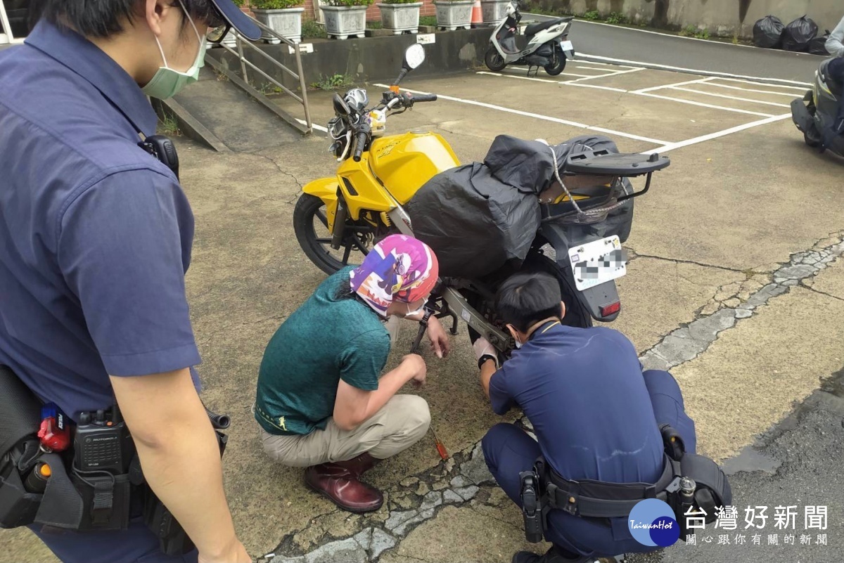 車輛故障「顧路」中,警即時發現協助排除