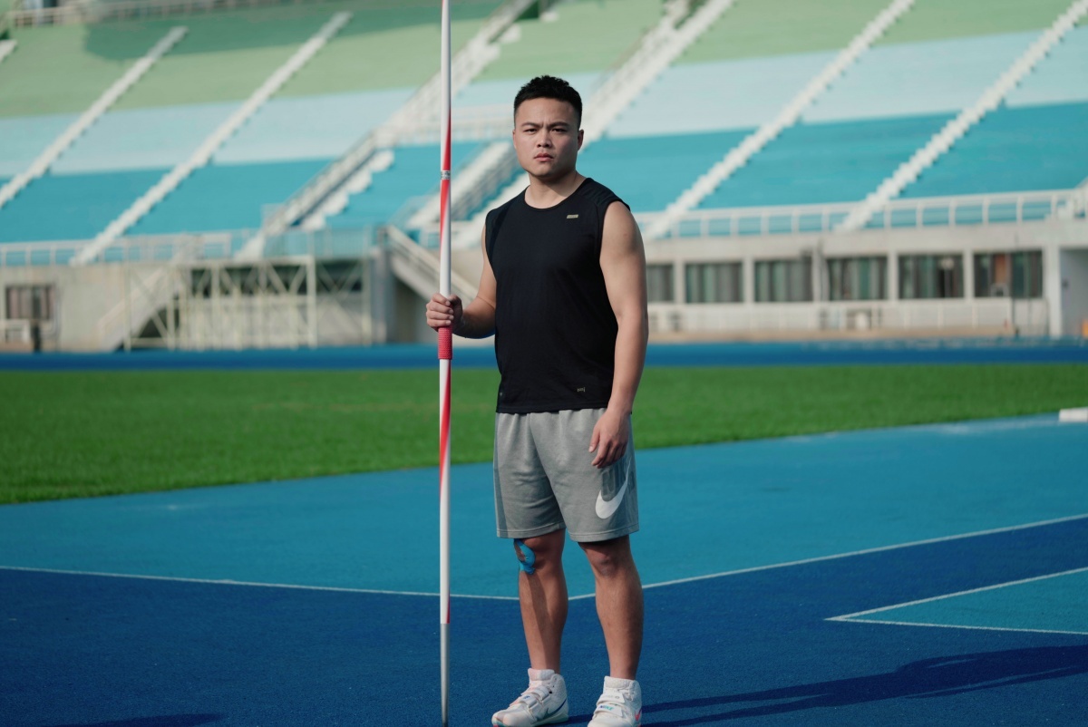 鄭兆村2017年在台北世大運擲出91公尺36得成績，不僅拿下國際賽金牌，更成為亞洲男子標槍紀錄保持人，期待能在東京奧運奪下獎牌。
