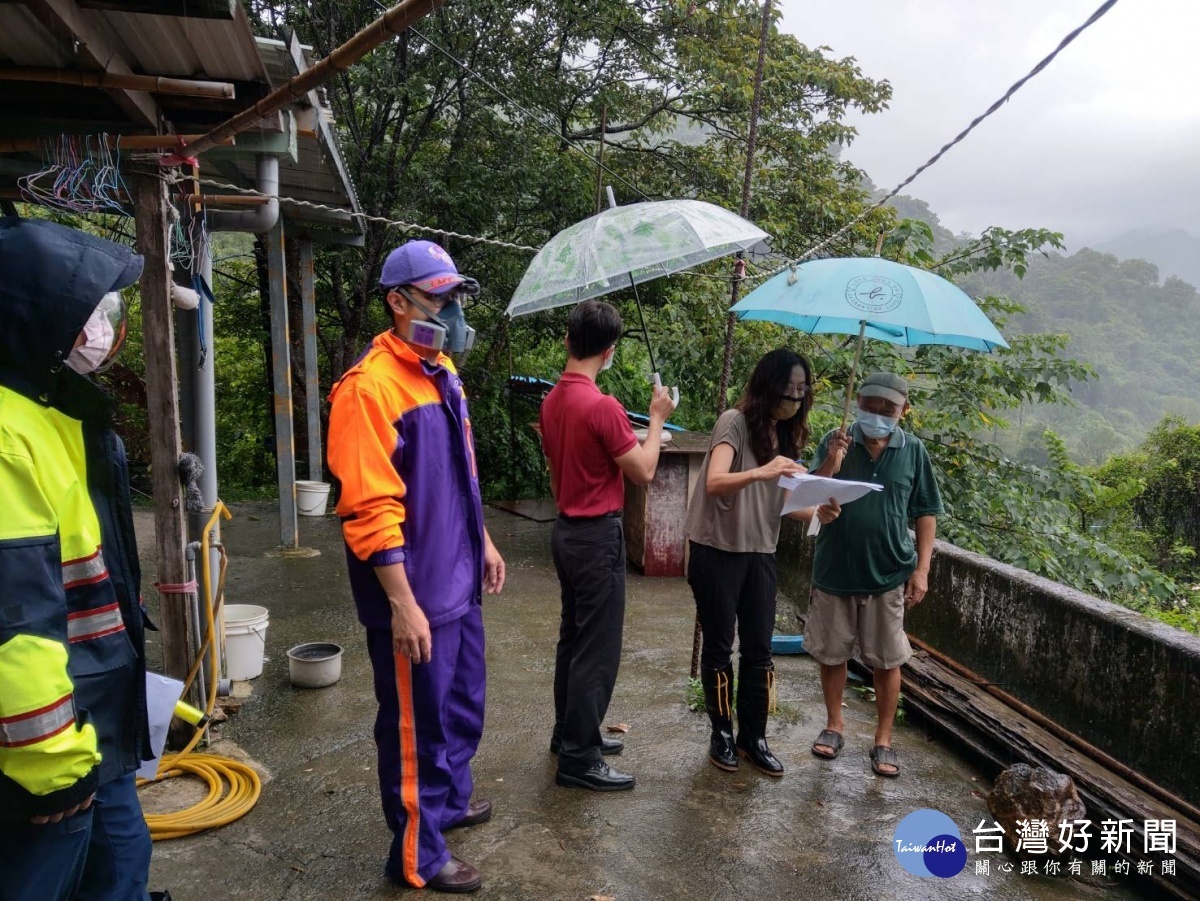 烟花颱風來襲,大溪警協助勸離山區居民