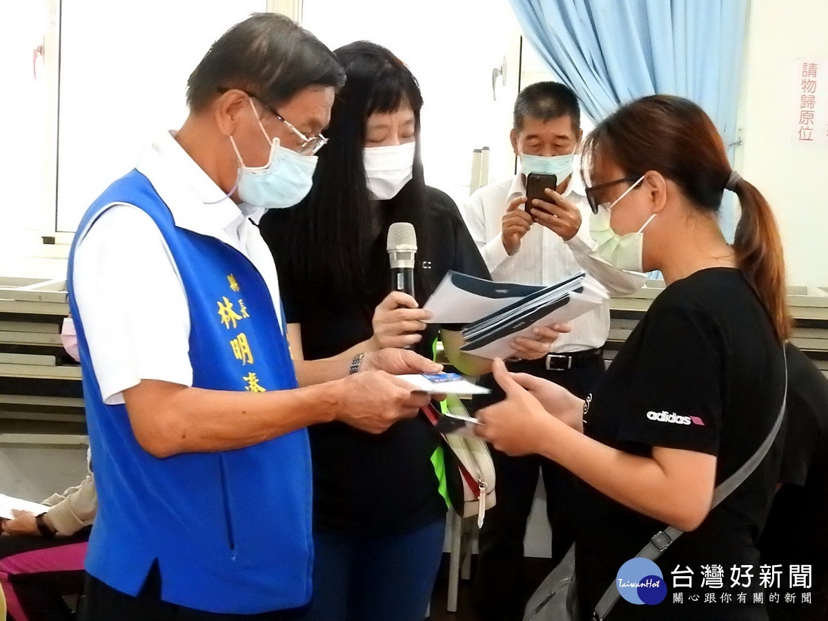 林明溱希望更多企業跟進。(縣府提供)