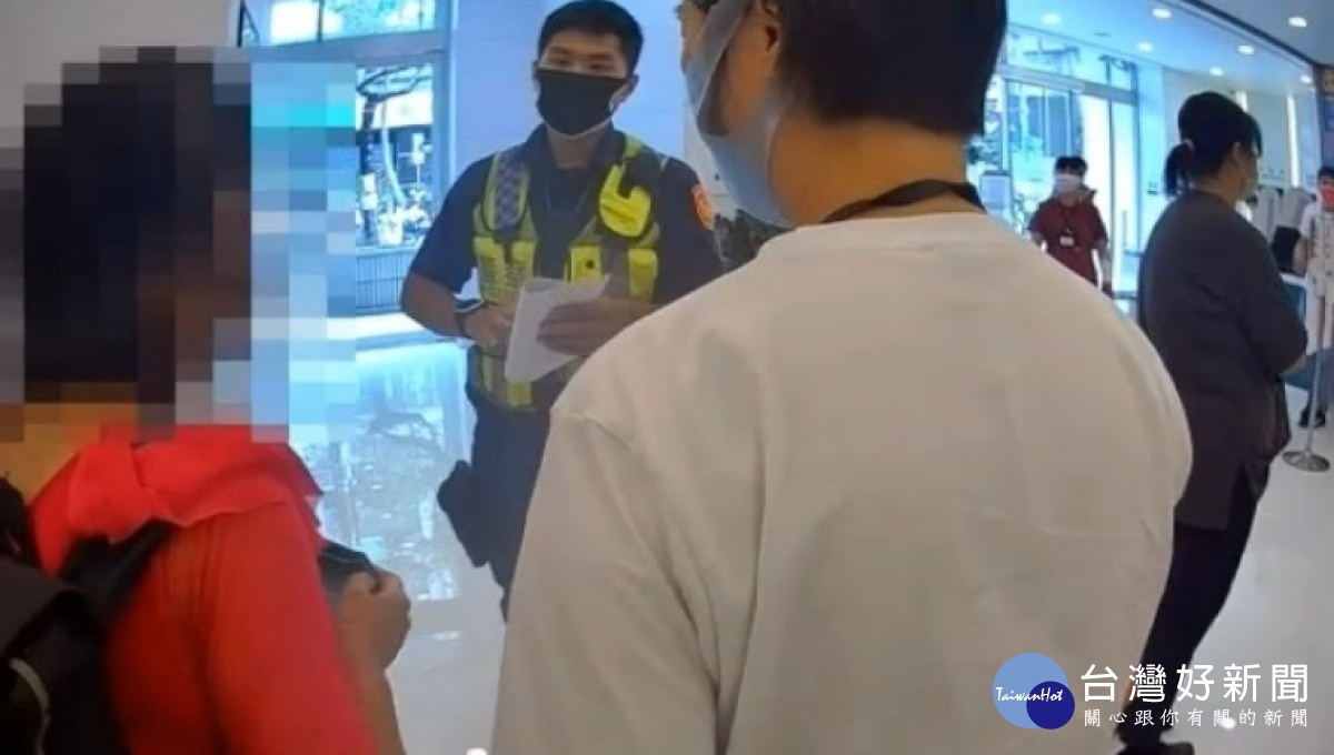 外籍男友經濟拮据,婦人匯款警急阻止