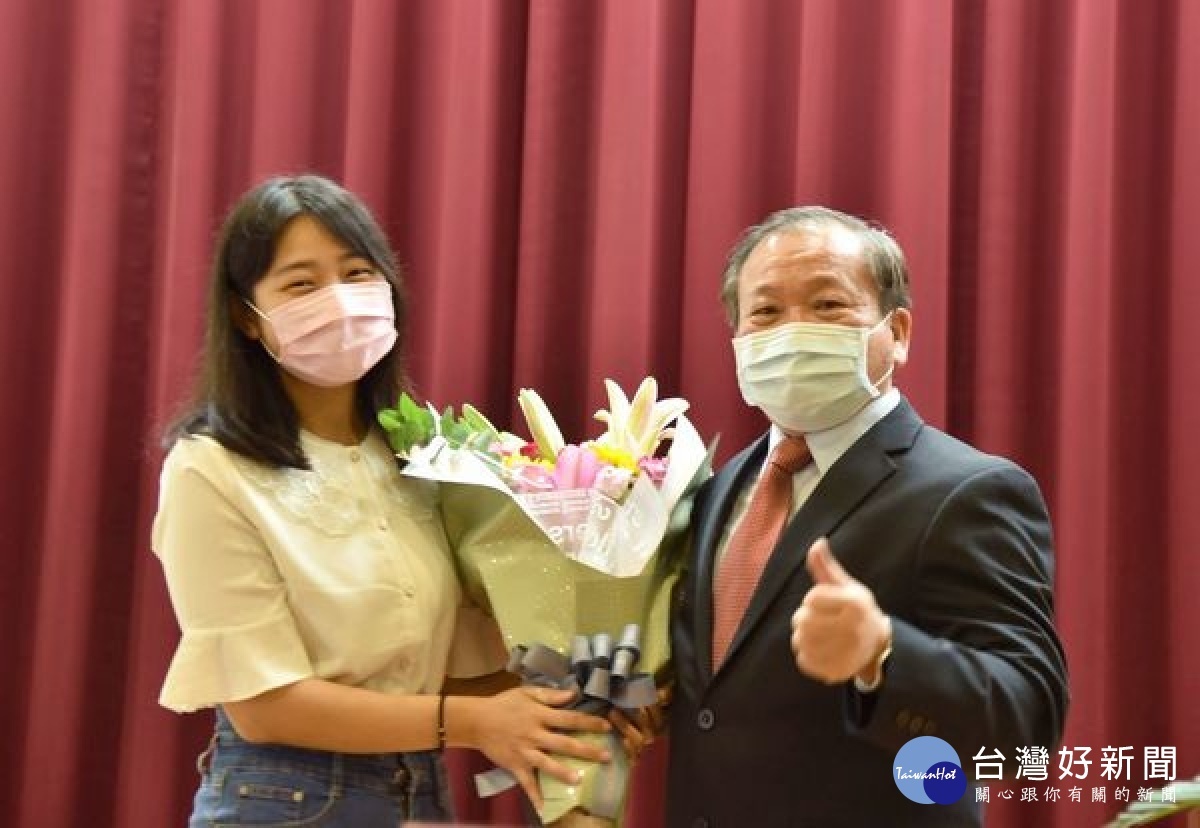 「日出校長」楊長鉿接任國立北港農工校長,將秉持服務利他、傳承轉化的精神,帶領北農迎接嶄新的未來。