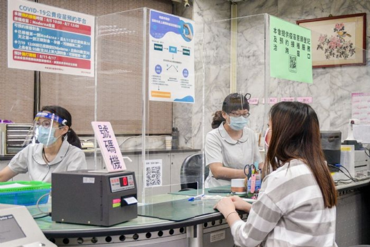 桃園擴大第一線疫苗登記預約服務,全市近百個農漁會據點均能協助登記預約