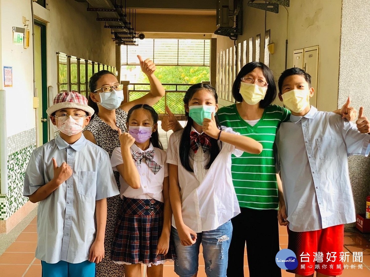鶯歌國小學生組成「發現者號」,以「網紅」主題榮獲優等