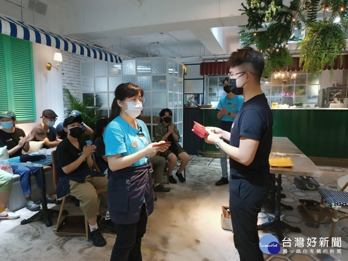 疫情期間HUN餐飲集團仍確保員工工作權