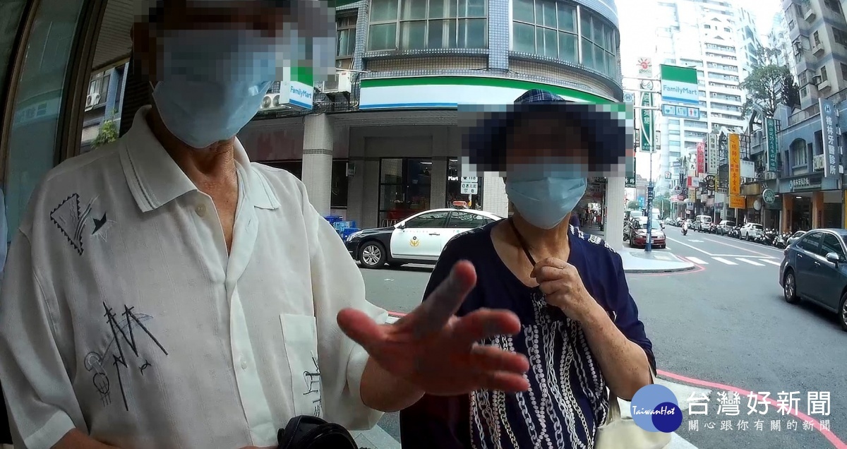 電話轉接詐騙老梗,壢警即時攔阻老夫妻險遭詐騙90萬元積蓄