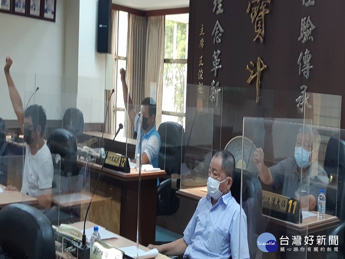 北斗鎮搶先振興經濟 全鎮民普發500元現金紓困