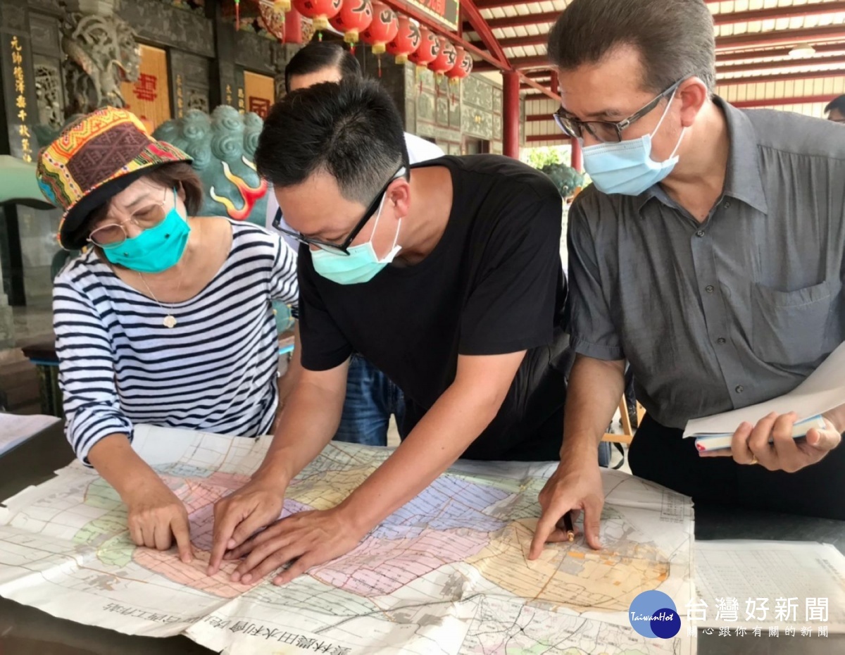 立委蘇治芬爭取行政院農委會經費補助雲林縣政府1564萬餘元改善農路,還給農民一條安全回家的道路。