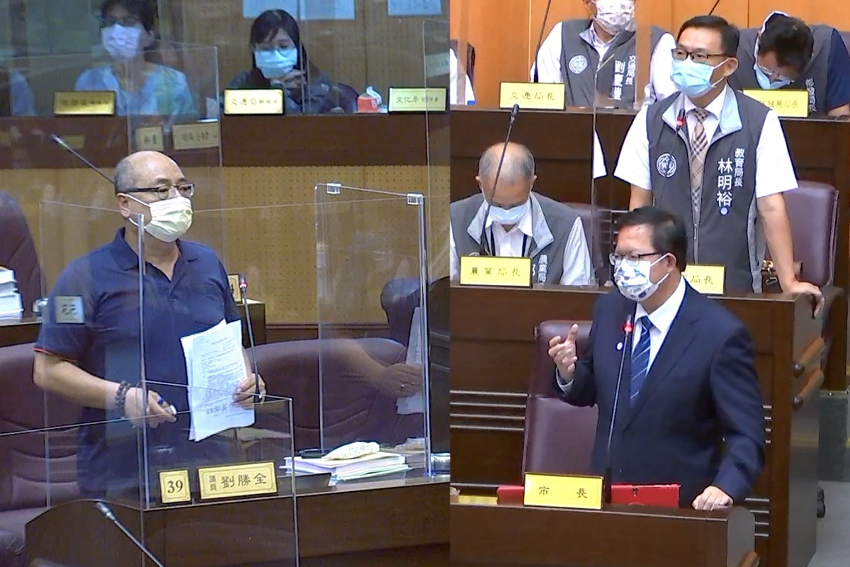 針對地方教育建設,桃園市議員劉勝全質詢桃園市長鄭文燦。