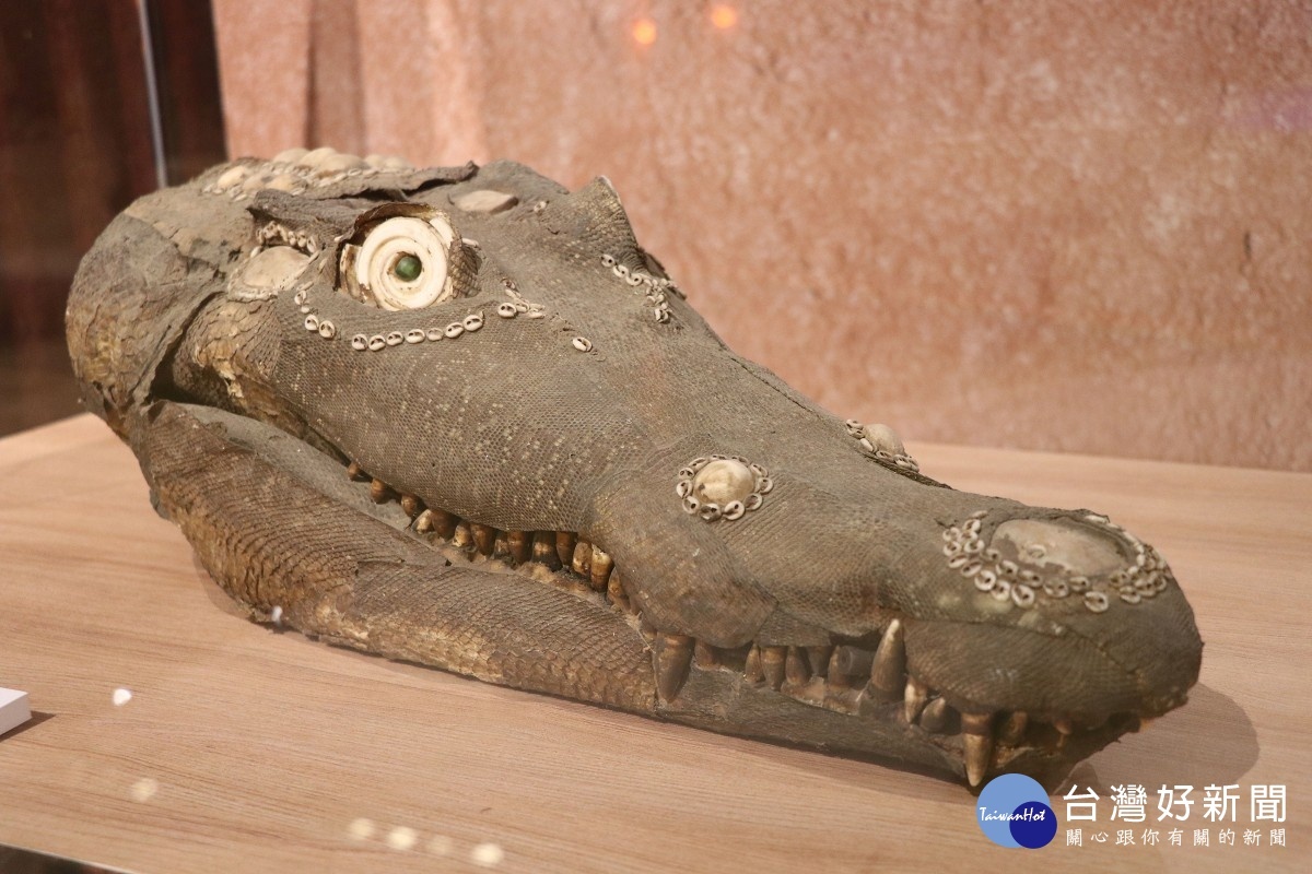 巴布亞紐幾內亞的鱷魚面具樣貌非常逼真