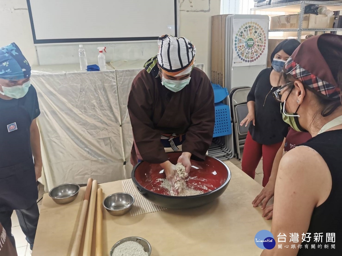 二林鎮日式手打蕎麥麵種子教師培訓 讓專能協助擴張到每個飲食場域