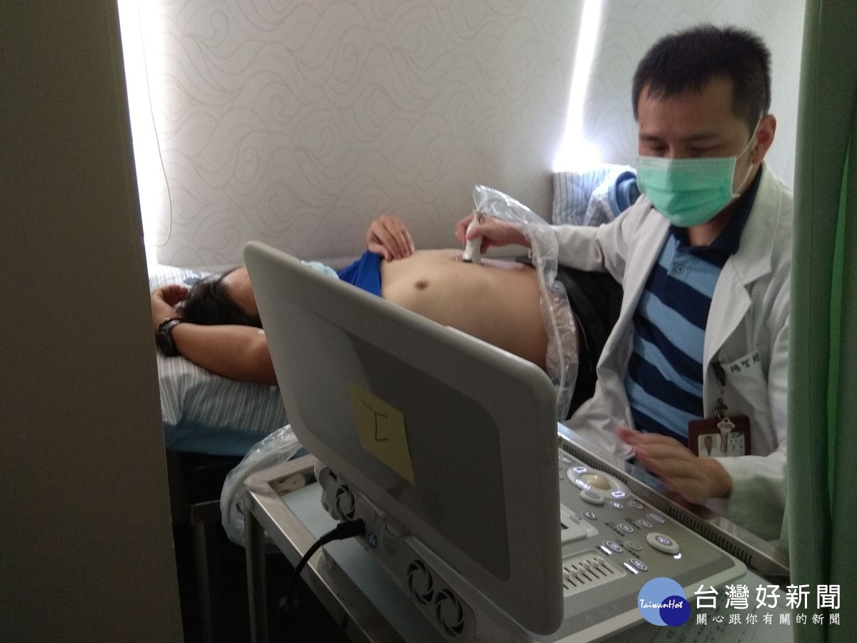 解決偏鄉老人家長久的夢魘 彰化醫院開設二水鄉肝病特診