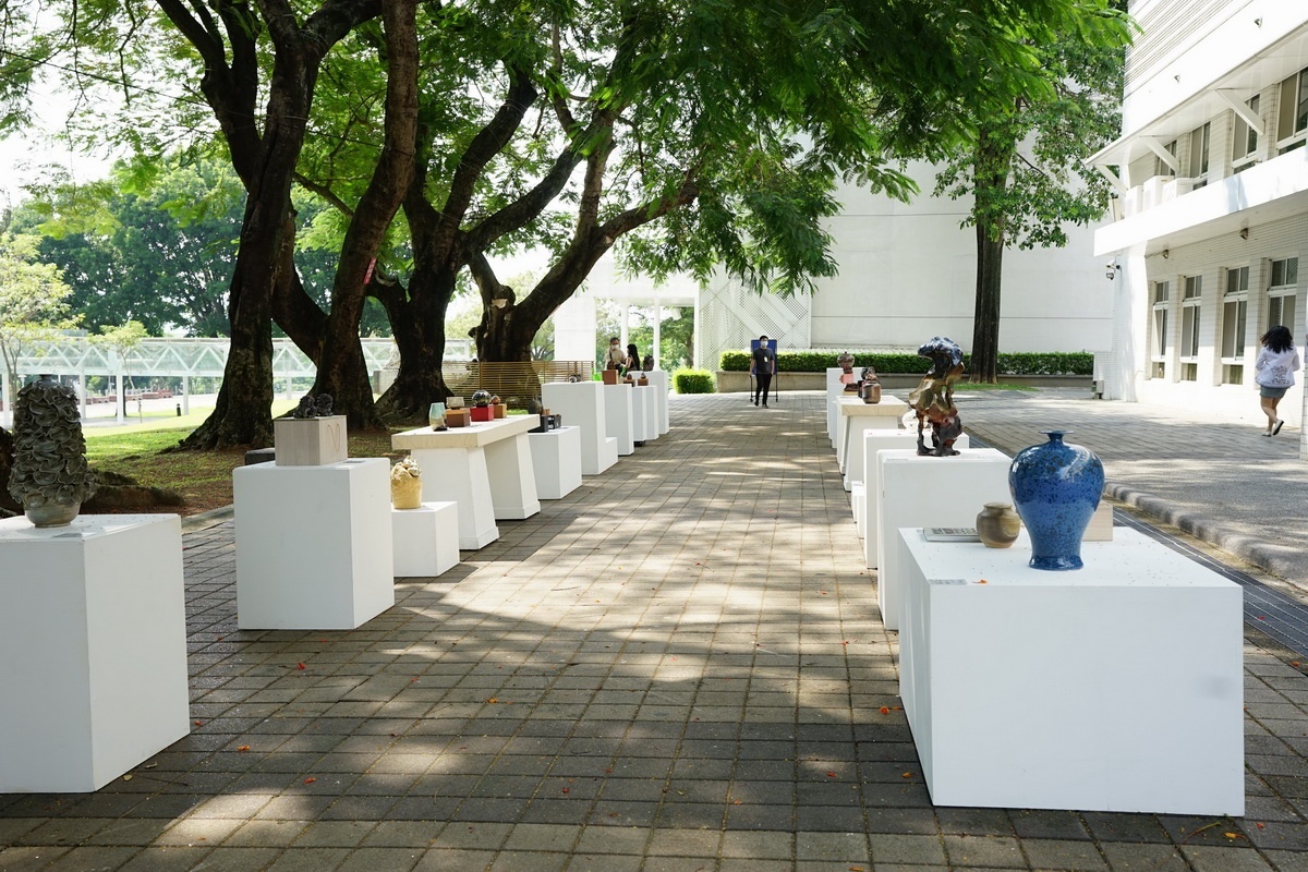 現場展示名家作品。（工藝中心提供）
