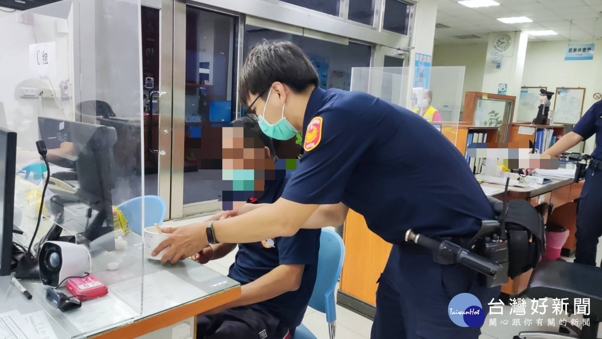 颱風夜男走失迷途15公里外,八德警協助返家